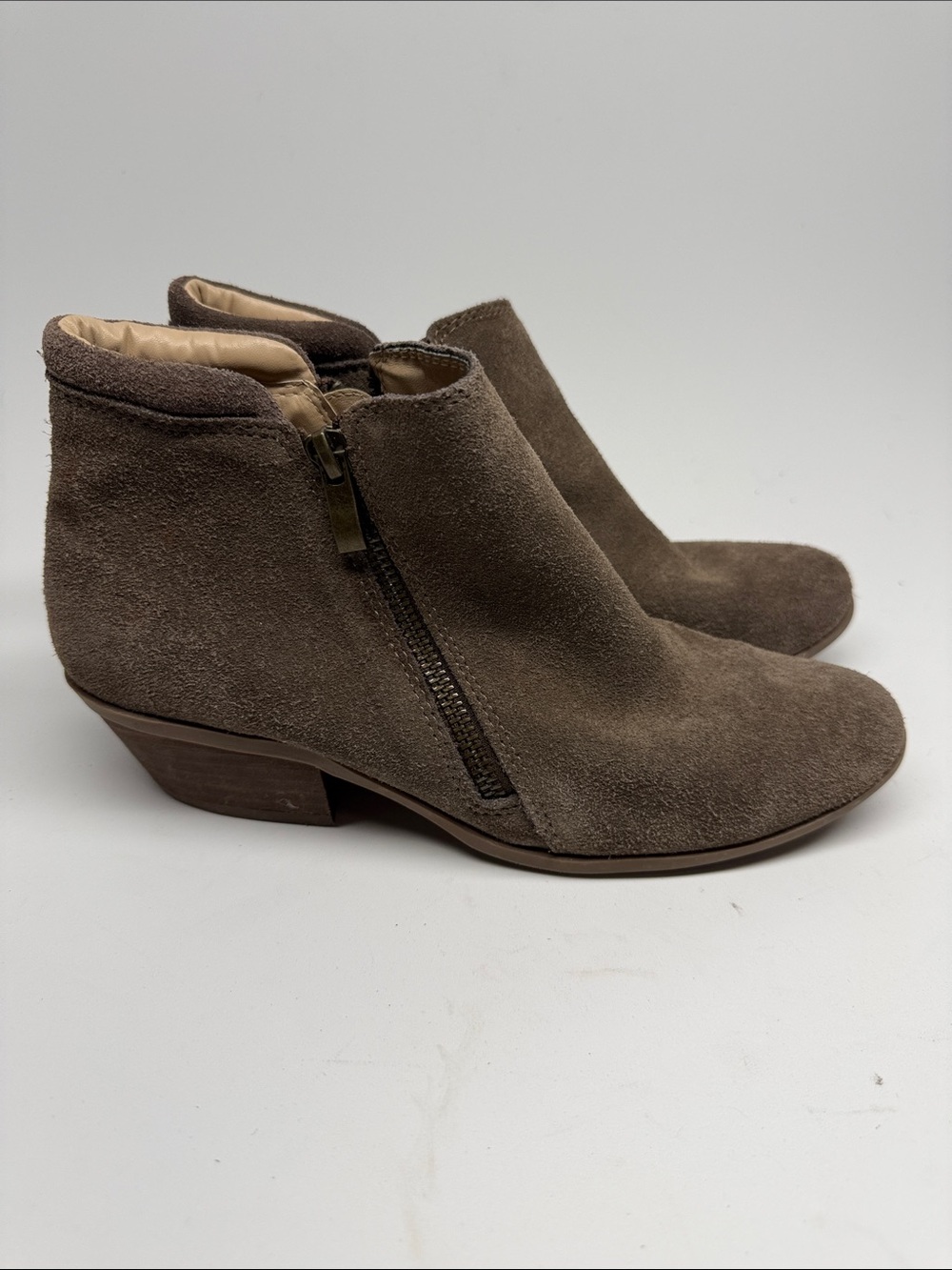 Apri Gravity Suede Side-Zip Ankle Booties Taupe Brown 7.5M